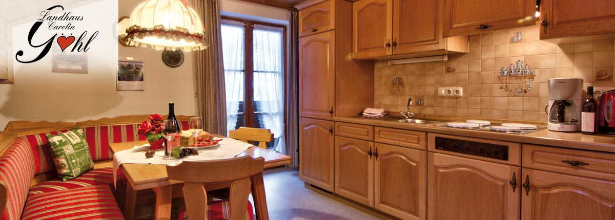 Küche & Essbereich Ferienwohnung 3 Westbalkon